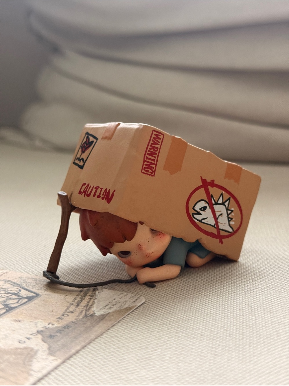 POP MART Hirono Echo Series - Figure “Caught You”